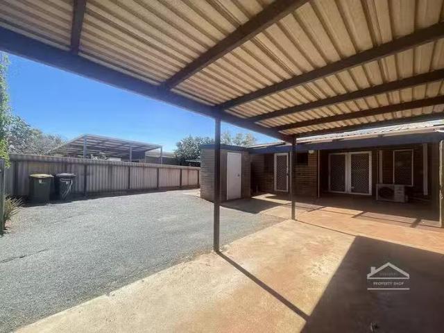 House for rent in Wanniassa, Australian Capital Territory