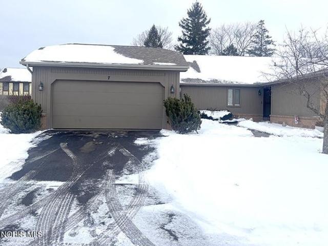 Condo for sale in Perrysburg, Ohio
