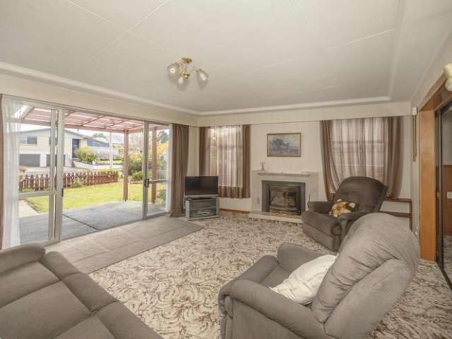 House for sale in Otakou
