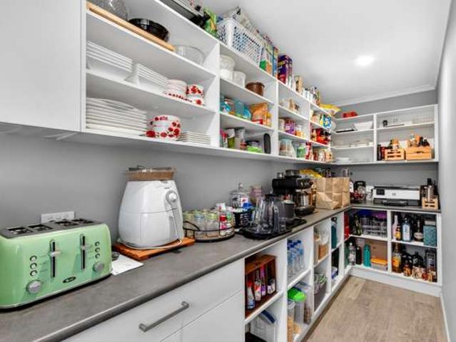 House for sale in Clareville, Carterton