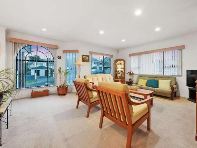 House for sale in Glendene, Henderson-Massey