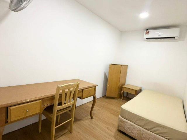 Room for rent in Petaling, Subang Jaya