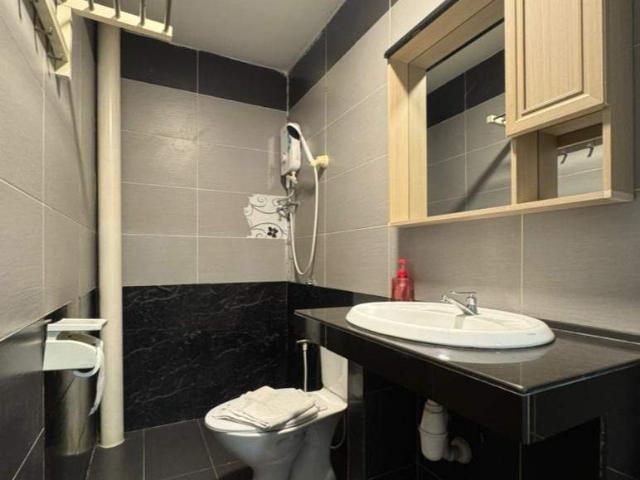 Room for rent in Country Heights Damansara, Kuala Lumpur