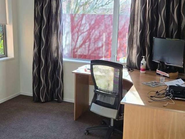 House for rent in Chaslands, Canterbury