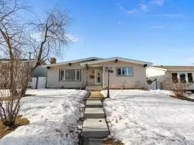 House for sale in Rolly View, Alberta