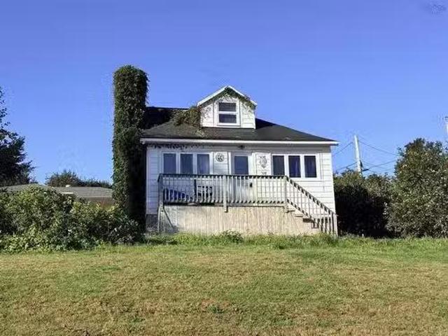 House for sale in Westmount, Cape Breton County