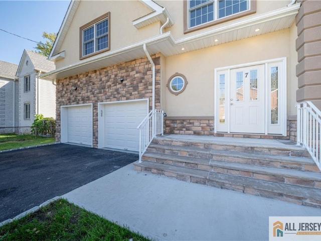 Property for rent in Edison, New Jersey
