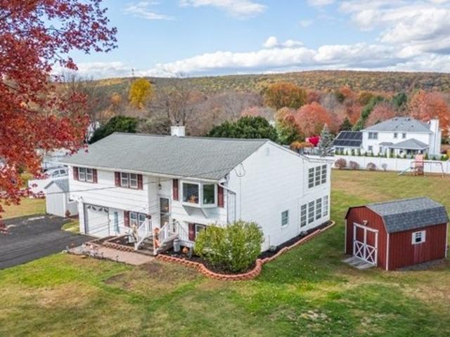 House for sale in Kenvil, New Jersey