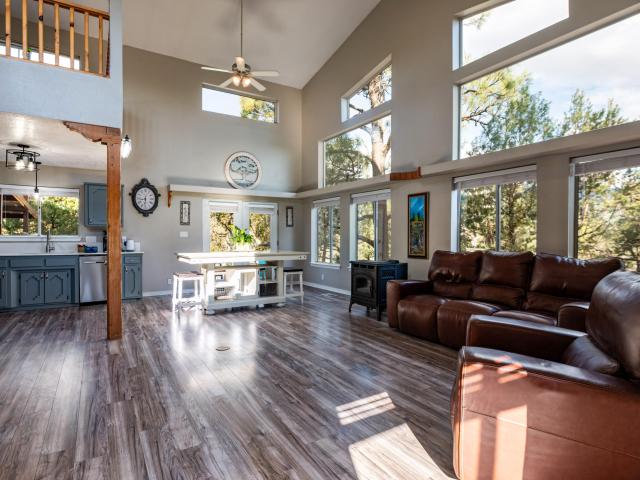 House for sale in Cedar Crest, New Mexico