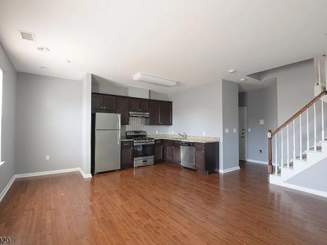 Condo for sale in Bloomfield, New Jersey