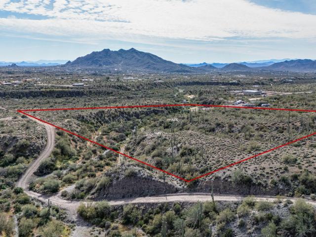 Land for sale in Carefree, Arizona