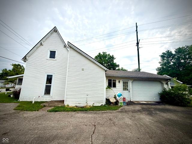 House for sale in Whitestown, Indiana