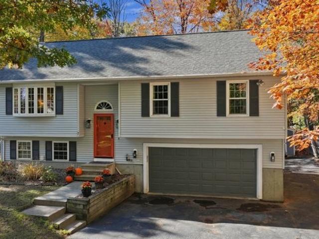 House for sale in Hubbardston, Worcester County