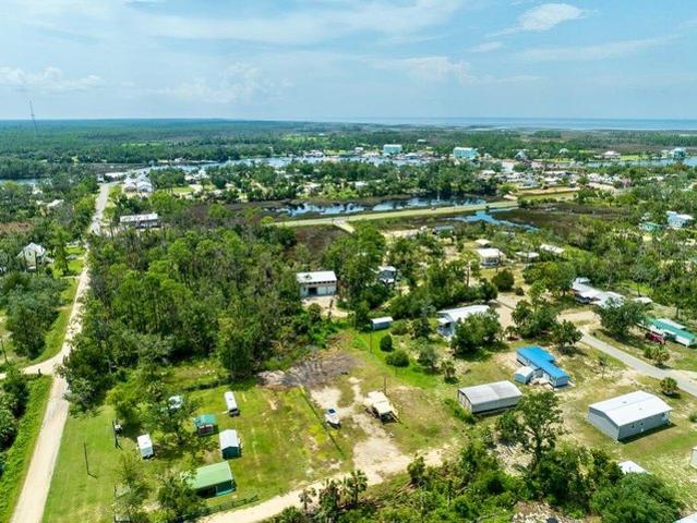 Land for sale in Steinhatchee, Florida