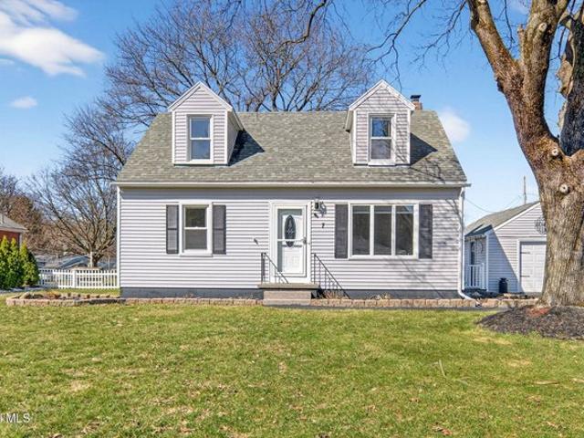 House for sale in Colonie, New York