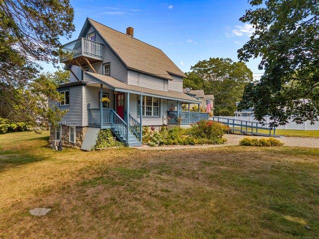 House for sale in Waterford, Connecticut