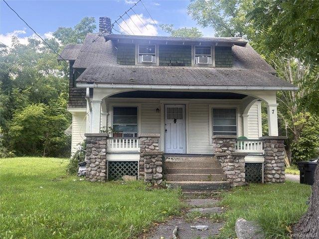 House for sale in Bloomingburg, New York