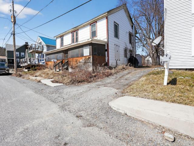 House for sale in Essex, New York