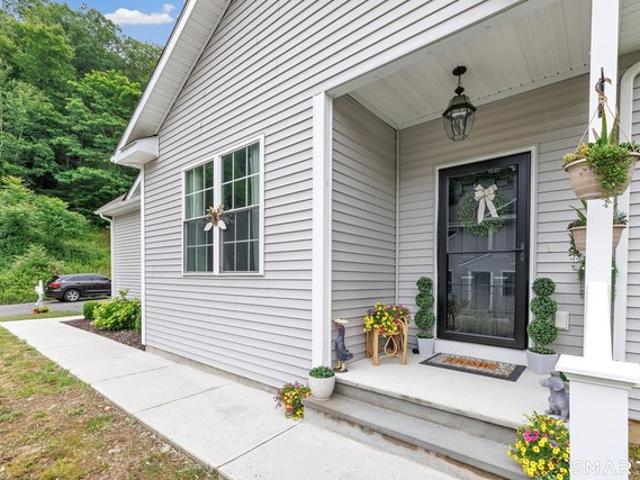 Condo for sale in Bethel, Connecticut