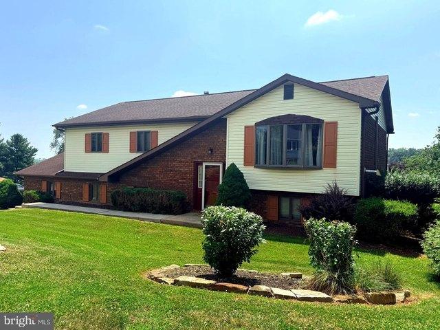 House for sale in Quarryville, Pennsylvania