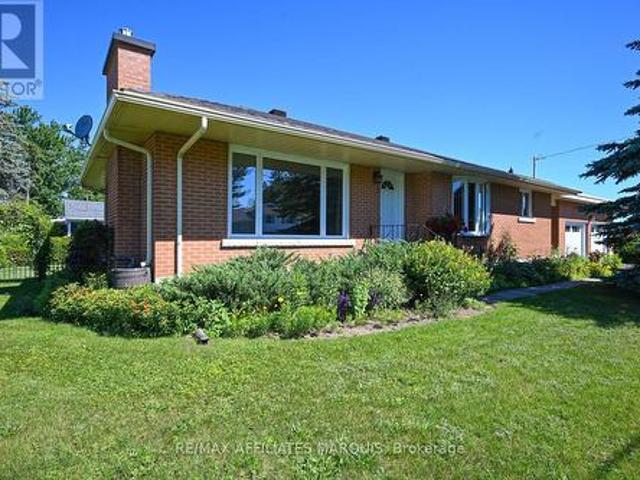 House for sale in Smiths Falls, Ontario