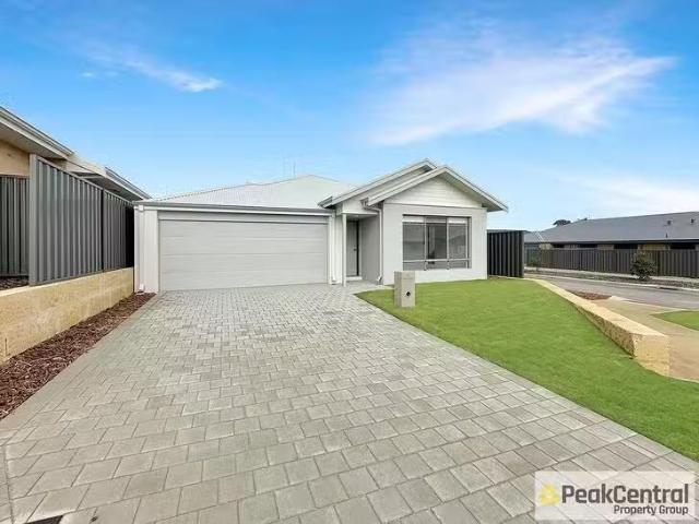 House for rent in Lakelands