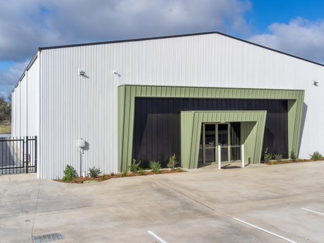 Warehouse for rent in Yoogali, New South Wales