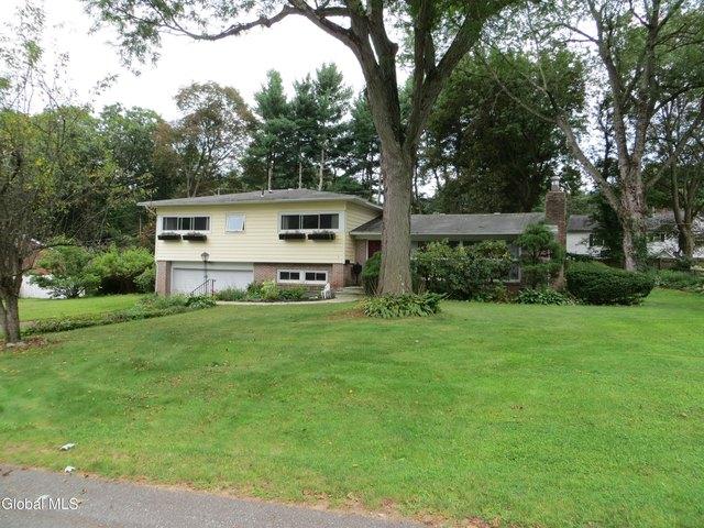 House for sale in Colonie, New York