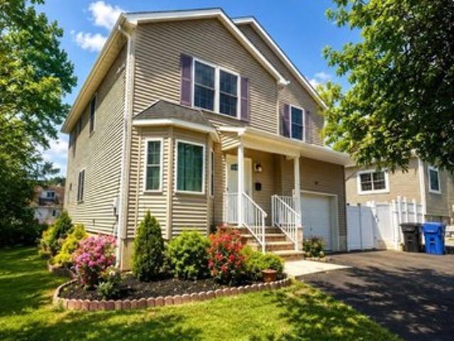 House for sale in Avenel, New Jersey