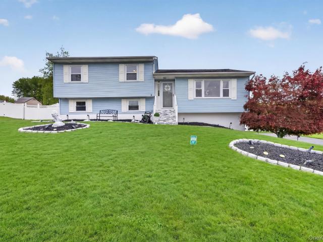 House for sale in Washingtonville, New York