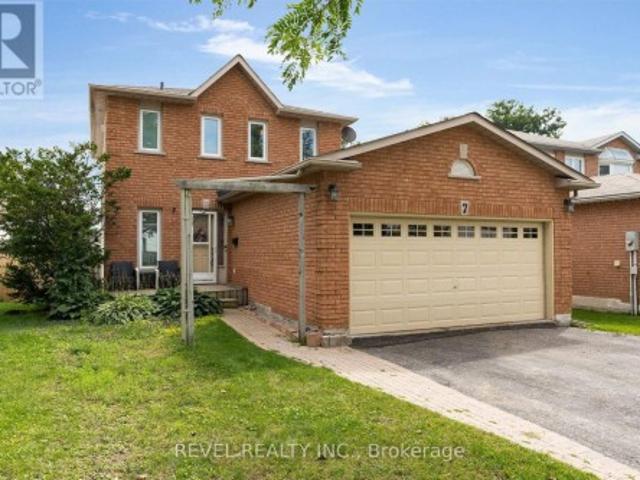 House for sale in Barrie, Central Ontario