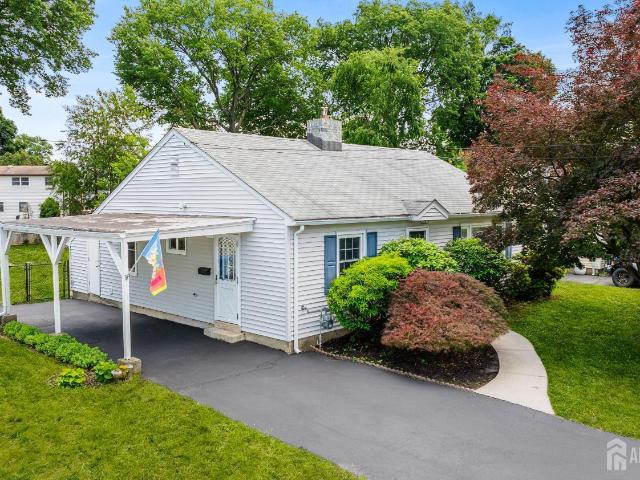 House for sale in Middlesex, New Jersey