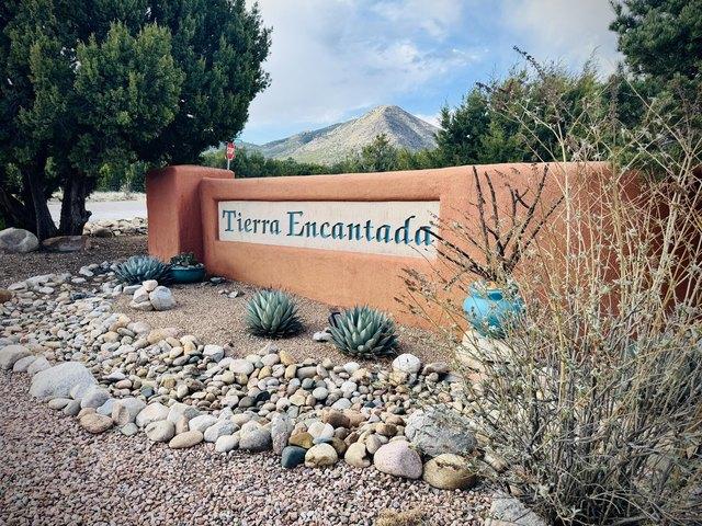 House for sale in Edgewood, New Mexico