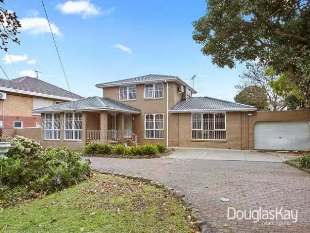House for rent in Sunshine
