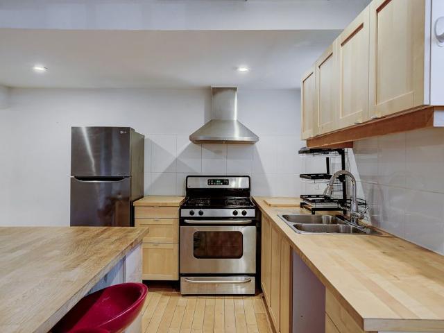 Apartment for rent in Westmount, Quebec