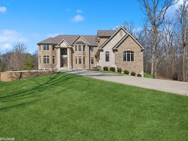 House for sale in Lincolnshire, Illinois