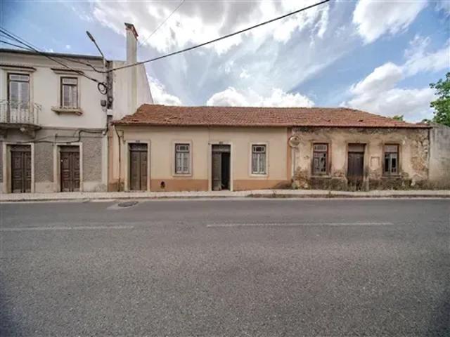 Casa venda em Porto de Mós, Leiria