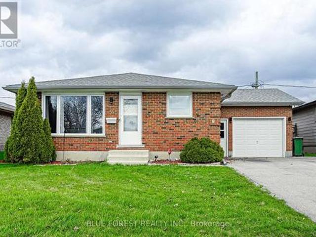 House for sale in St. Thomas, Ontario