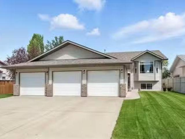 House for sale in Alberta