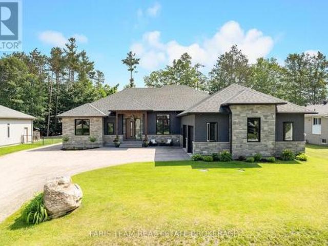 House for sale in Tiny, Ontario