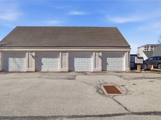 Condo for sale in Plum, Pennsylvania
