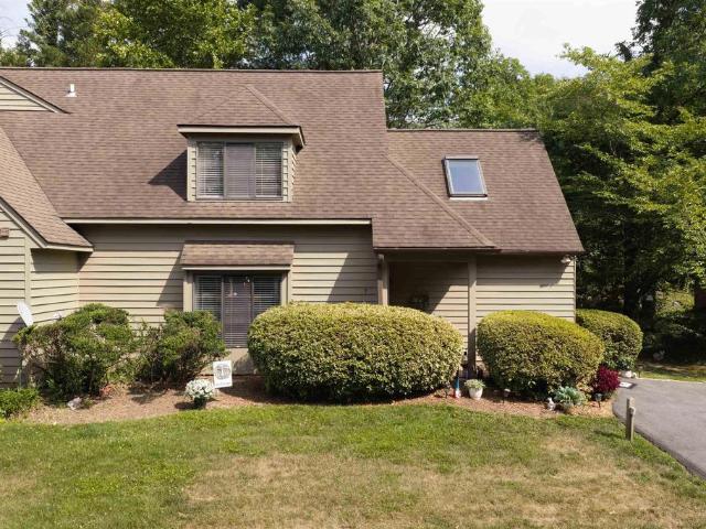 Townhouse for sale in Virginia