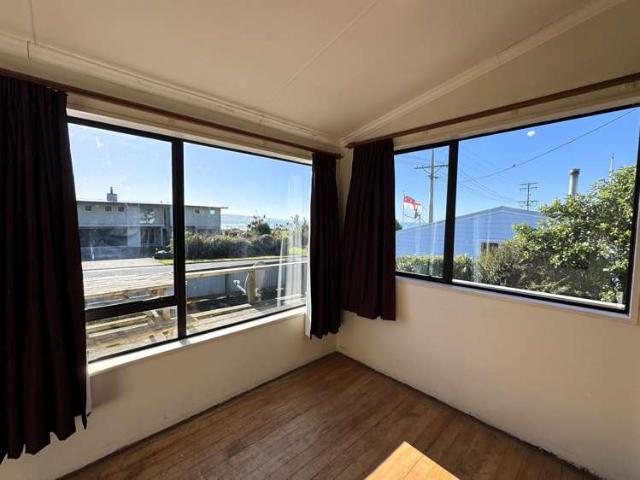 House for sale in Otakou