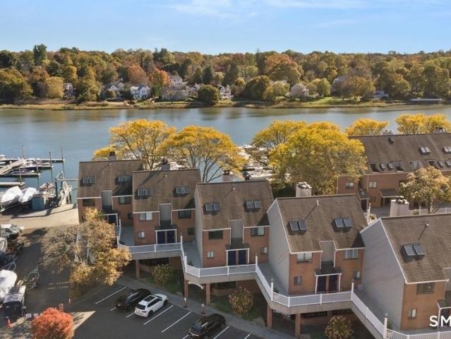 Townhouse for rent in Greenwich, Connecticut