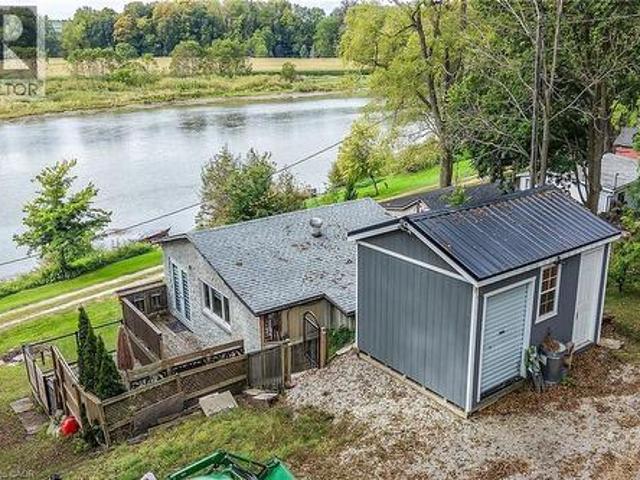 House for sale in Cayuga, Southwestern Ontario