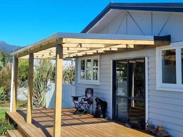 House for sale in Wataroa, West Coast