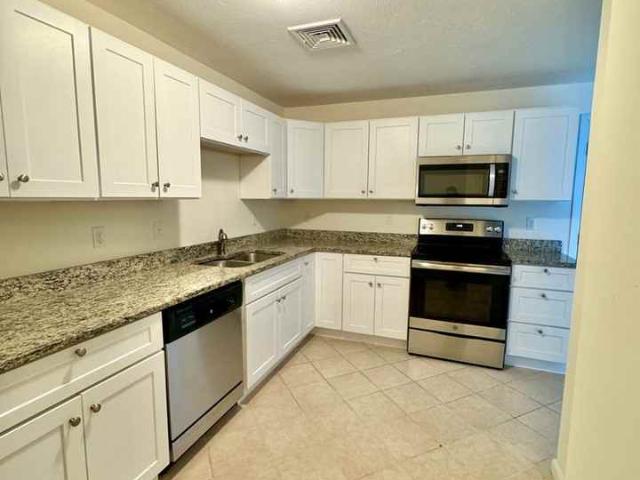 Apartment for rent in Lunenburg, Worcester County