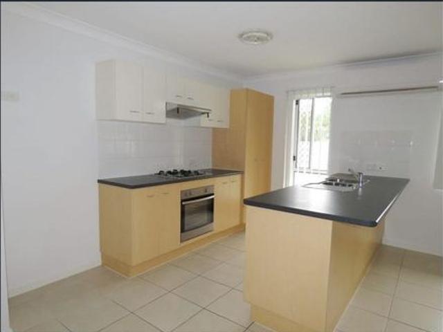 House for rent in Armstrong Beach, Queensland