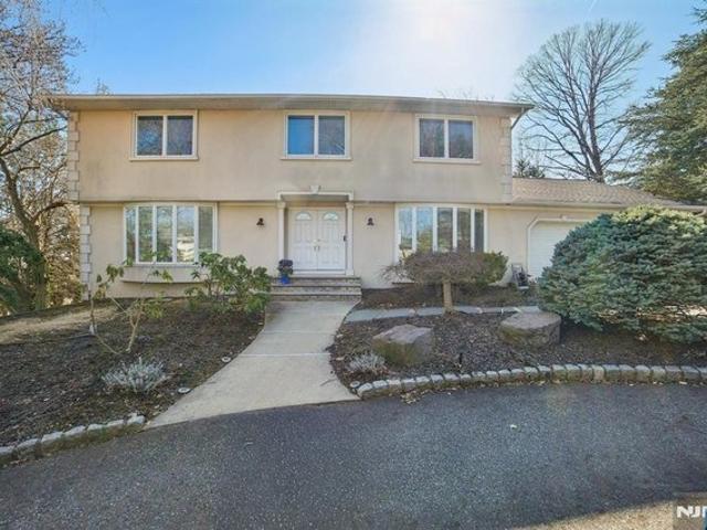 House for sale in Hillsdale, New Jersey