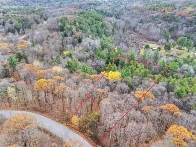 House for sale in Les Collines-de-l'outaouais, Quebec